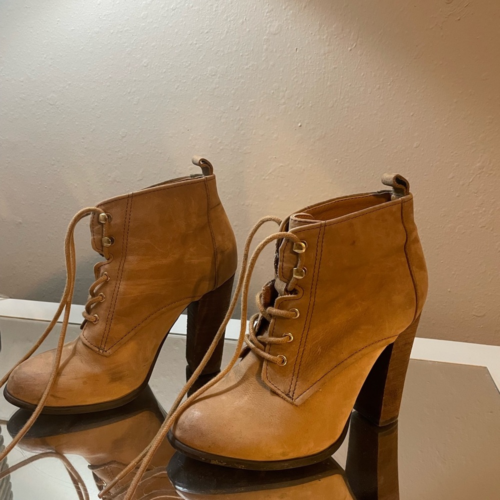 Women’s Aldo Lace-Up Tan Suede High-Heel Ankle Boots